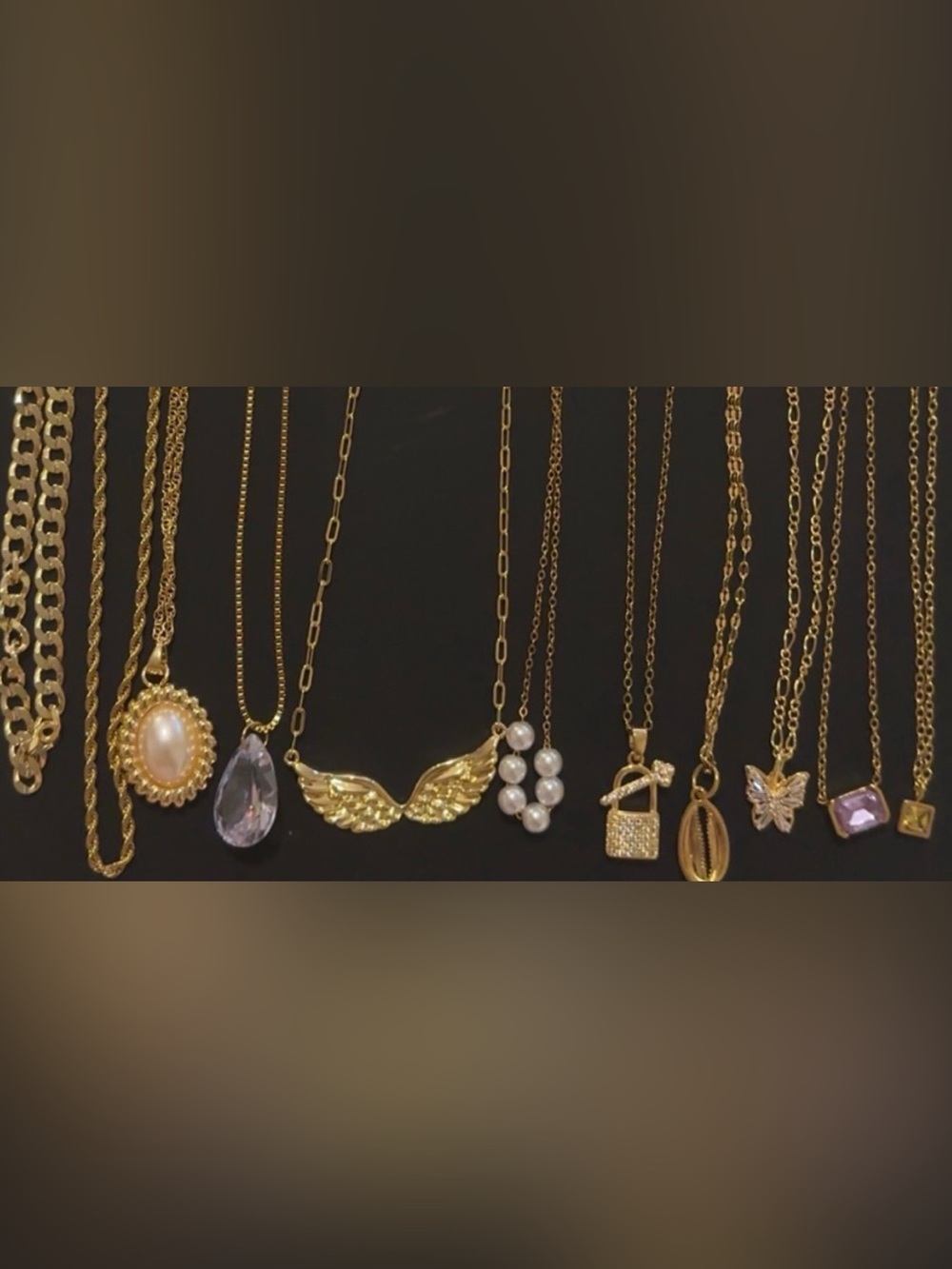 Brand new necklaces!! Only 10$ each!